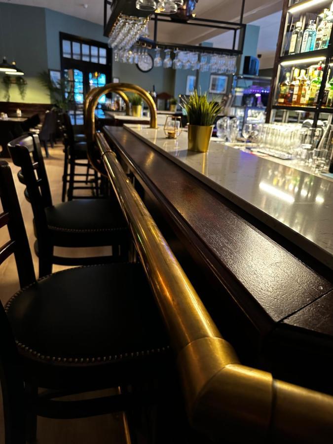 Bomlo Hotell Экстерьер фото